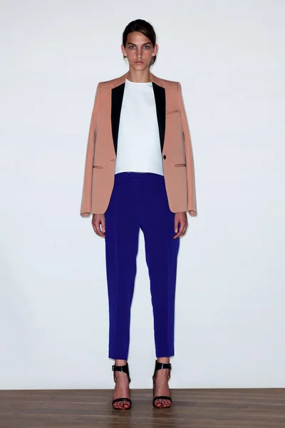 Look 12
